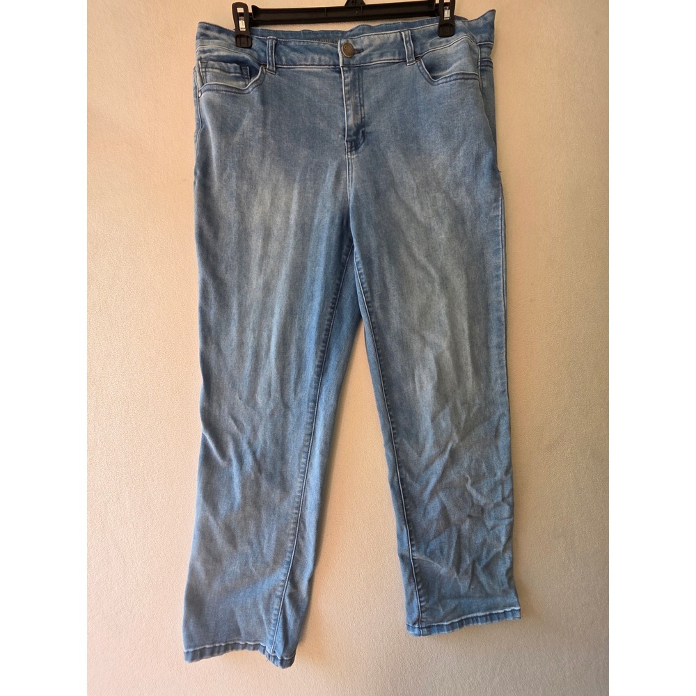Avenue Denim Womens Straight Leg Jeans 18 Average Light Wash Stretch Plus Size